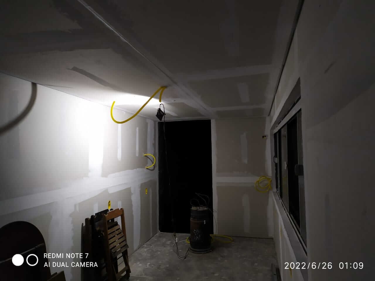 Obra de drywall — fase de massa